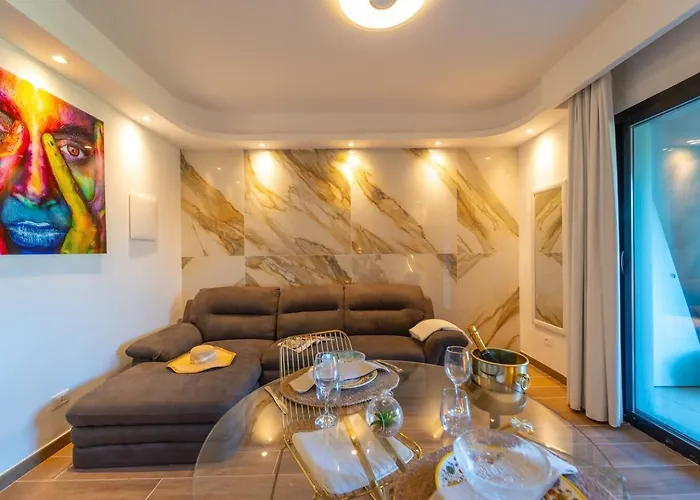 La Maison Doree * Olbia